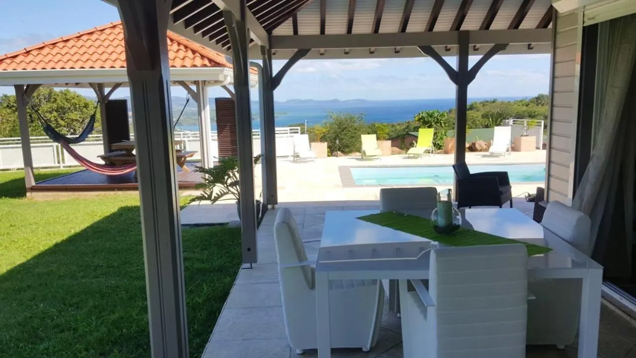 Villa Diamant: Seaside Retreat with Private Pool and Garden Le Diamant Martinique